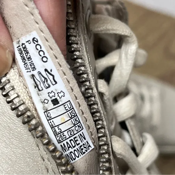 Ecco Leather Tan beige light gray Low Top Side Zip Lace Up Sneakers Size 11