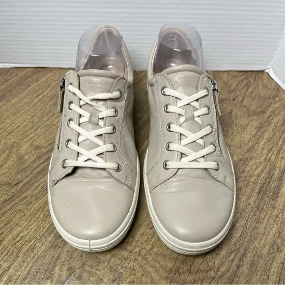 Ecco Leather Tan beige light gray Low Top Side Zip Lace Up Sneakers Size 11