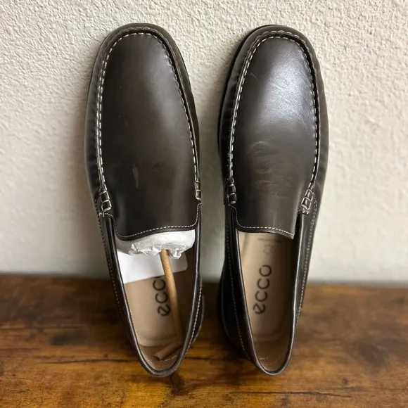 ECCO Men’s Classic Moc 2.0 Loafers Size 44 / 10 Dark Brown Coffee Shoes New