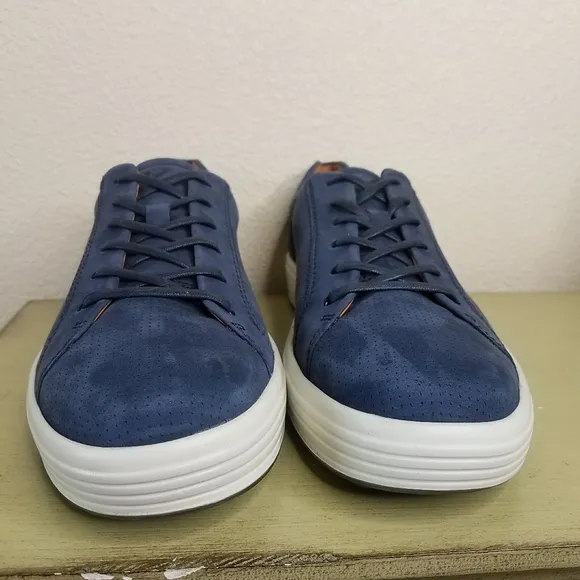 ECCO Soft 7 Men's Suede Low-Top Sneakers