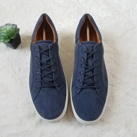 ECCO Soft 7 Men's Suede Low-Top Sneakers