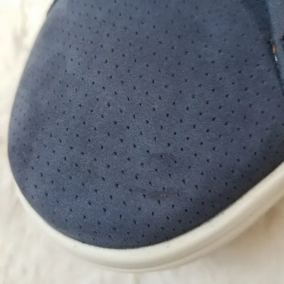 ECCO Soft 7 Men's Suede Low-Top Sneakers