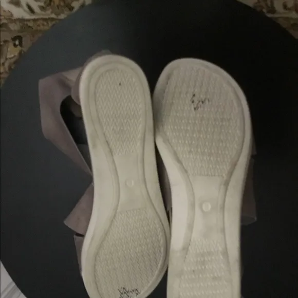 Eileen Fisher Sport Cross Cross Strap Sandals size 8