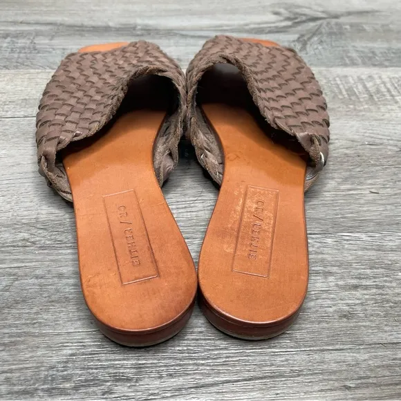 Either/Or Leather Sandals in Taupe Size 9