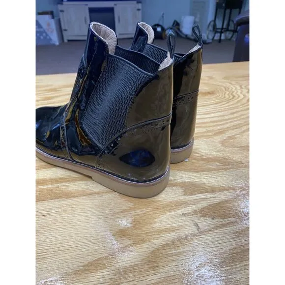 Elephantito Chelsea Boots Kid's 3 Black Patent Leather Slip-On Round Toe S57
