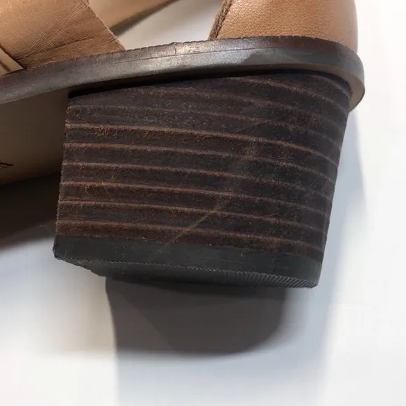 Elliot Lucca Lena Gladiator Sandals in Size 10