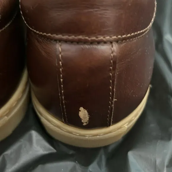 Epaulet Brown Leather Low Top Sneakers