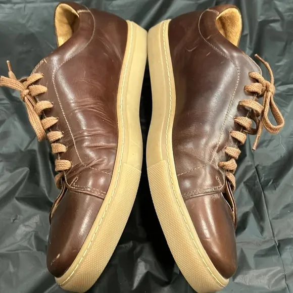 Epaulet Brown Leather Low Top Sneakers