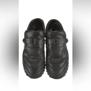 EU 40 Alexander McQueen Round Toe Low Top Sneakers