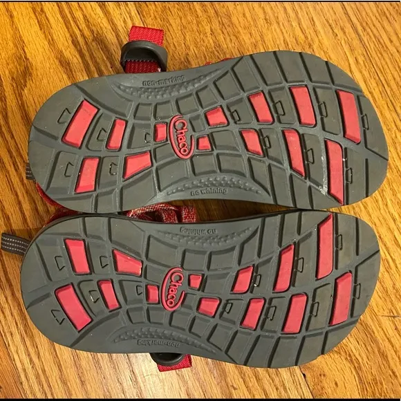 EUC Chaco Sandals, Pink
