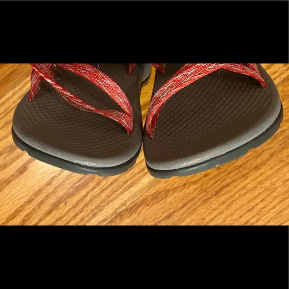 EUC Chaco Sandals, Pink