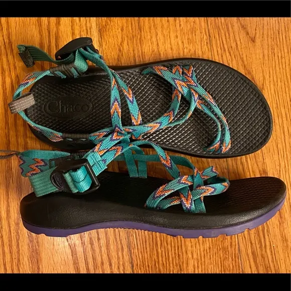 EUC Chaco Sandals, Teal