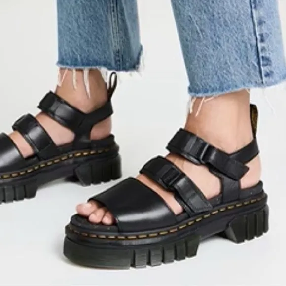 EUC Dr. Martens Ricki 3-Strap Sandals black leather platform Velcro strap