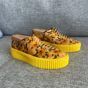 EUC PF16 Yellow Floral Platform Sneakers Size 6 Boho Grunge Creepers Chunky Sole