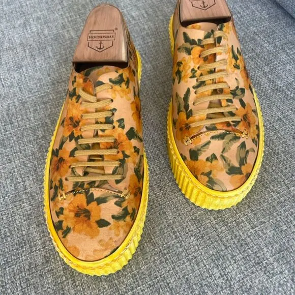 EUC PF16 Yellow Floral Platform Sneakers Size 6 Boho Grunge Creepers Chunky Sole