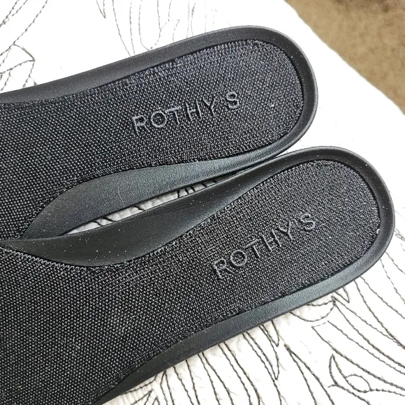 EUC Rothy’s White Python Snake Almond Loafers Flats Black Size 9