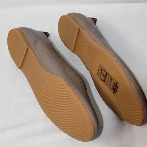 Everlane The Day Glove in Mocha Leather Womens Size 10.5 Slip On Shoes Flats