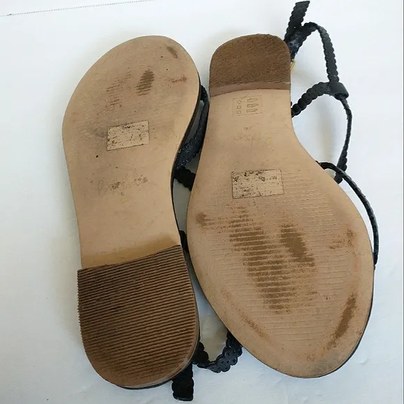 Excellent Used Condition Pair of Boden Genuine Leather Scalloped Strap Sandals