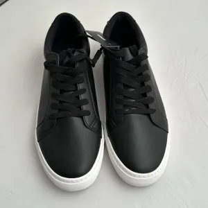 Express black leather low top sneakers