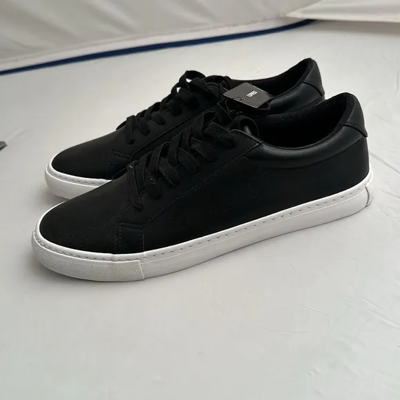 Express black leather low top sneakers