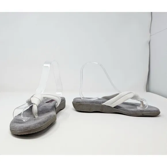 Famolare Wave There Lite Sandals White Flip Flop Slip On Women's Size 6.5