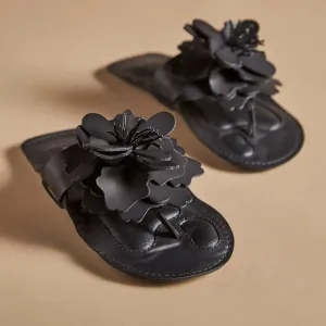 Farm Rio Flower Thong Sandals in black size 9