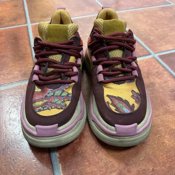 Farm Rio Multicolor Chunky Sole Lace-Up Sneakers Size 6.5
