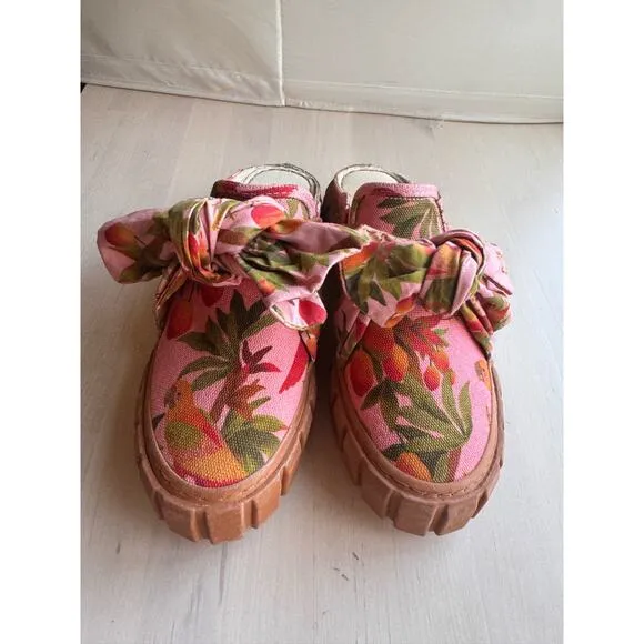 FARM RIO pink Bow Mule Sneaker size 6