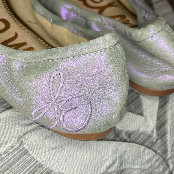 Felicia Ballet flats slippers iridescent pearl silver lavender pinkish lilac