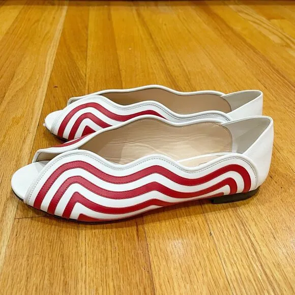 Fendi Peep Toe Summer Flats Womens Size 7.5 Red Leather Wave READ DESCRIPTION