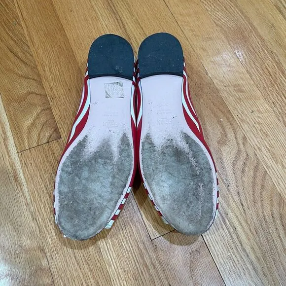 Fendi Peep Toe Summer Flats Womens Size 7.5 Red Leather Wave READ DESCRIPTION