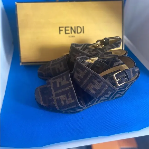 FENDI Scarpe Zucca wedge sandals Fendi sandals Zucca pattern resoled  4 US