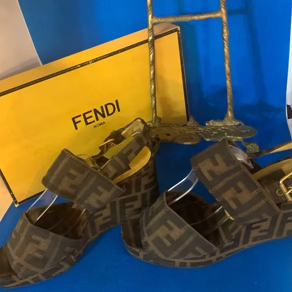 FENDI Scarpe Zucca wedge sandals Fendi sandals Zucca pattern resoled  4 US