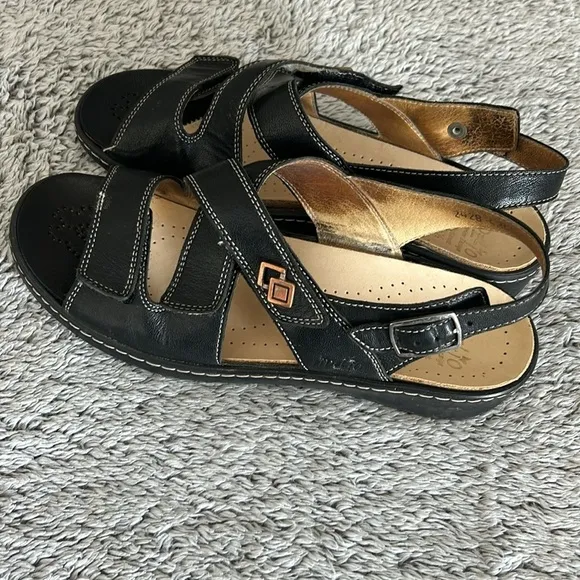 Fidelio Hallux Fabia cross strap with back strap sandals size 41 (10.5 US) black