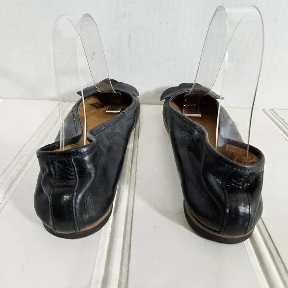 Fiorentini   Baker Ballet Flats Womens Size 39 Black Leather Petal Detail Shoes