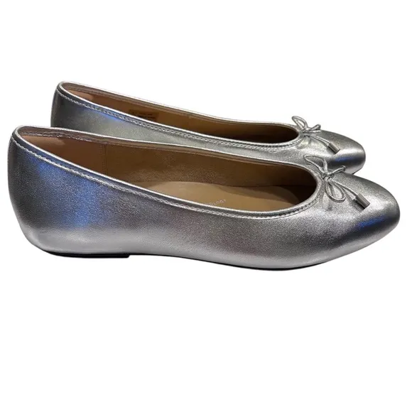 FitFlop Delicato Bow Soft Metallic Leather Ballet flats.*EUC*