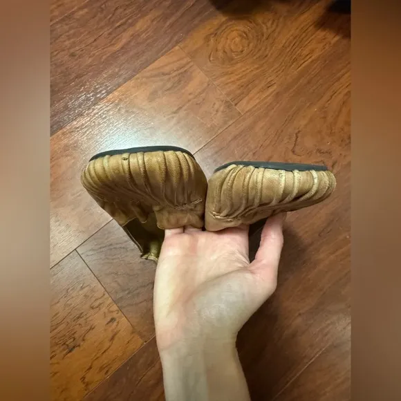 Flexible Flats