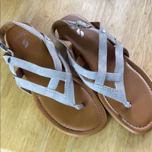 Franco Sarto Gretchen suede strappy sandals 9