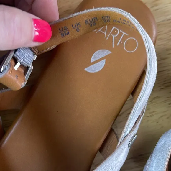 Franco Sarto Gretchen suede strappy sandals 9
