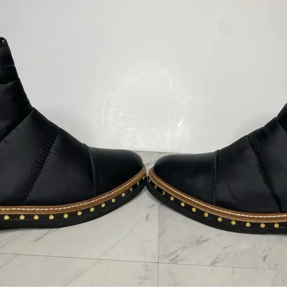 Free People Atlas Black Puffer Studded Chelsea Boot 39 1/2