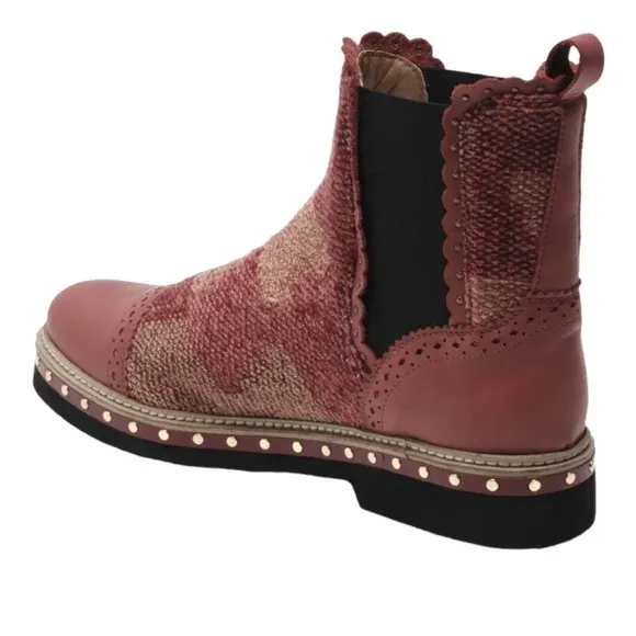 Free people atlas Chelsea boots