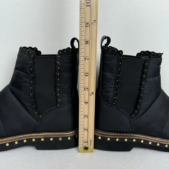 Free People Atlas Puffer Chelsea Boot EU 38, US 8 Black Leather Nylon Studs Goth