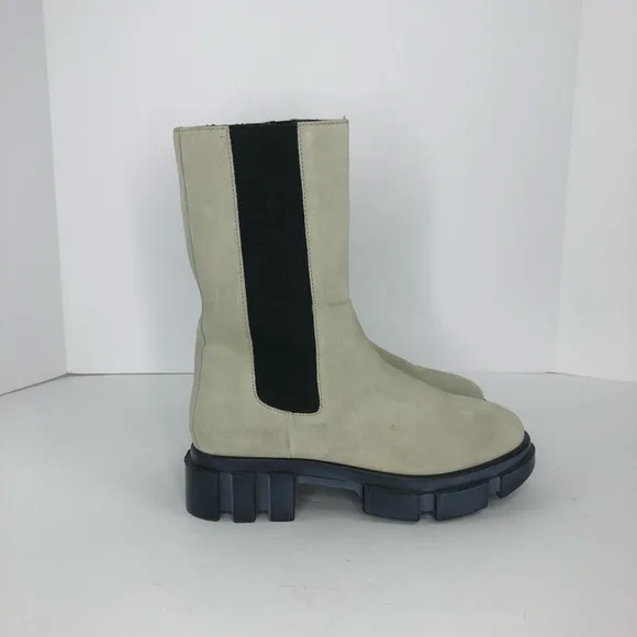 Free people brooks Chelsea lug sole boots size 37