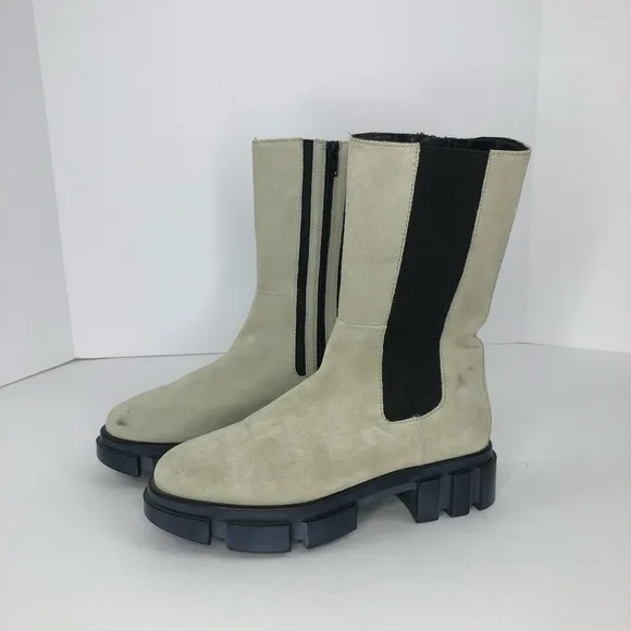 Free people brooks Chelsea lug sole boots size 37