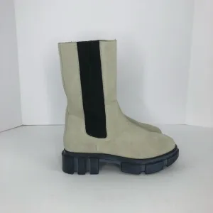 Free people brooks Chelsea lug sole boots size 37