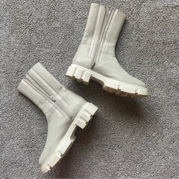 Free People Brooks Chelsea Lug Sole Midi Leather Boots 39.5 Chalk/Bone