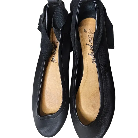 Free People Cece Wrap Ballet Flats Almond Toe Black Ankle Wrap Size 41 U…