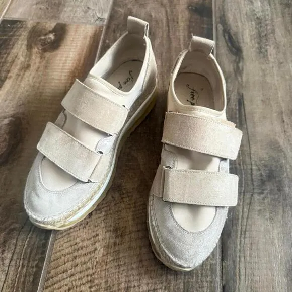 FREE PEOPLE Chaplin Double Take Espadrille Platform Sneakers,Tan/Cream, 38 (7.5)