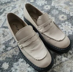 Free People Cream and Black Classic Penny Loafers Lyra Lug Sole Womwe