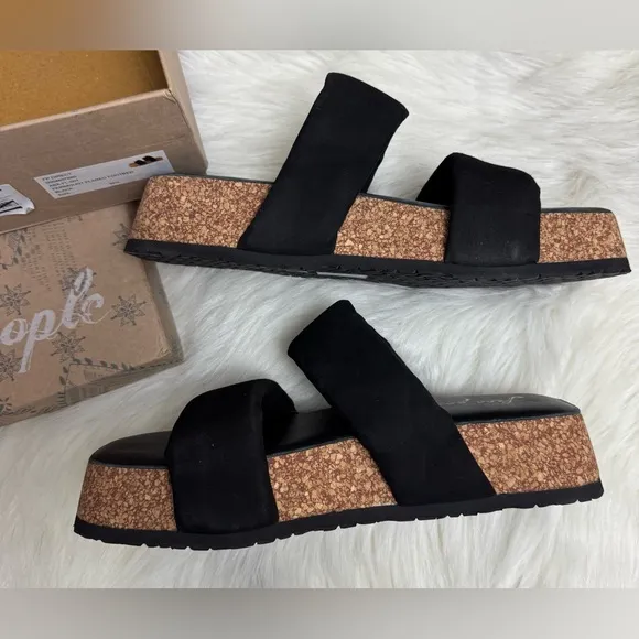 Free People Fairmount Flared Sandals Slip on Puffy Straps Black